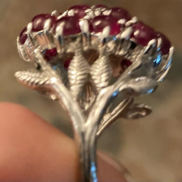 924 sterling oval Silver 4.5 cwt Cabochon Rhodolite size 8.5 - Picture 1 of 7